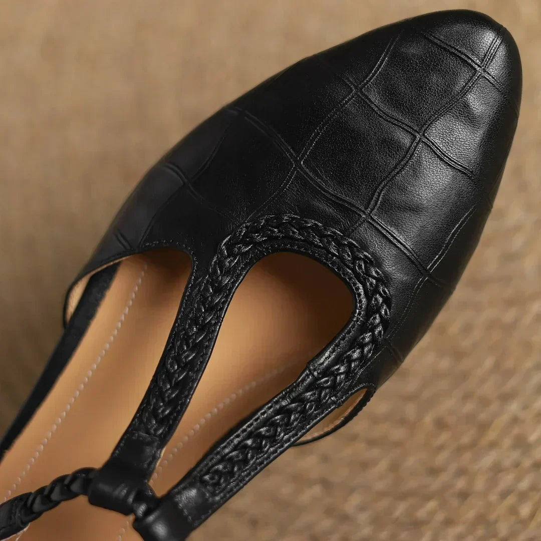 Anthea - Elegant Braided Leather Shoes
