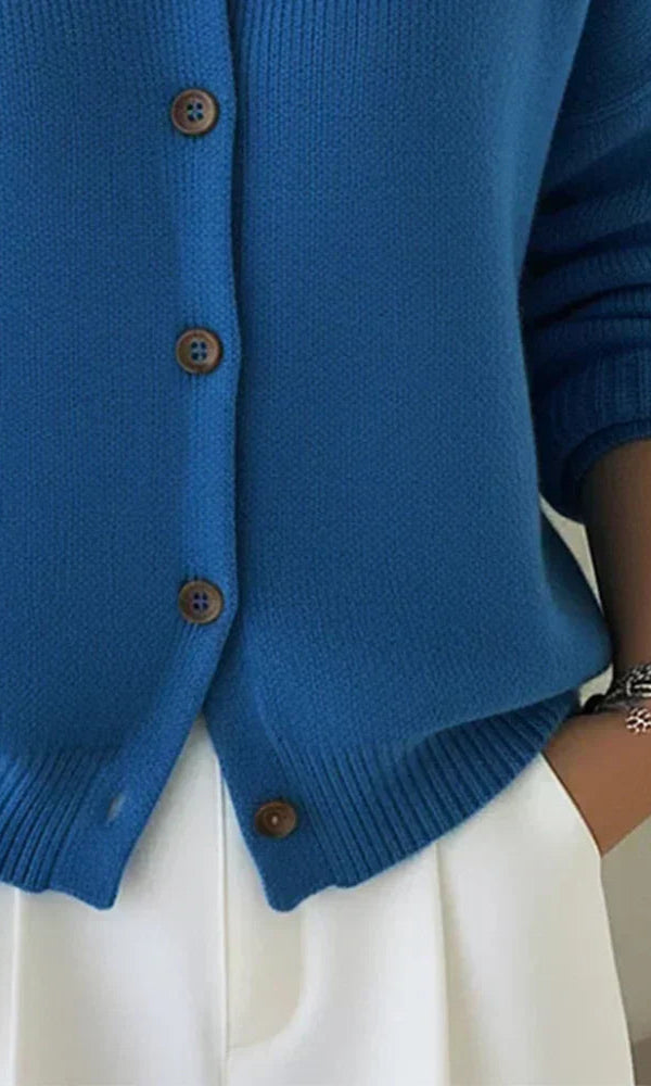 Back view of the Marlow comfortable cardigan, showing the harmonious line and freedom of movement.