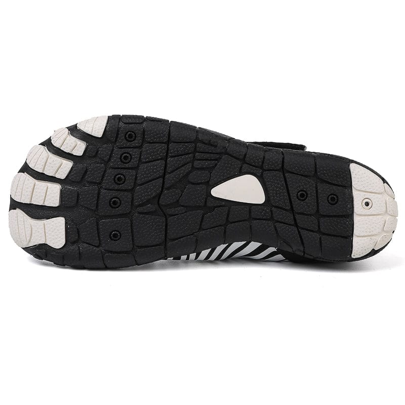 Lilac Maeve comfort orthopedic shoes, highlighting the lightweight construction.